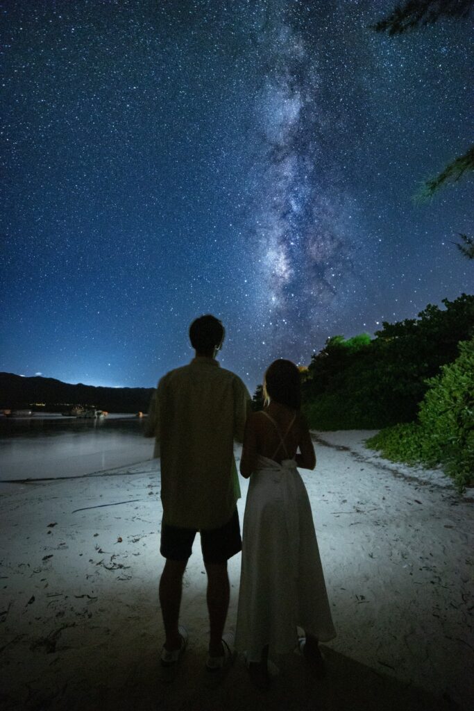 カップル 石垣島 天の川 星空フォト 撮影